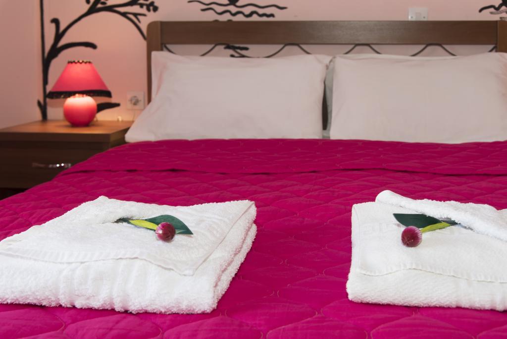 אדאמאס Mary Rooms מראה חיצוני תמונה